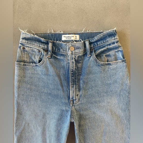 Abercrombie & Fitch The 90’s Straight Ultra High Rise - Picture 6 of 7